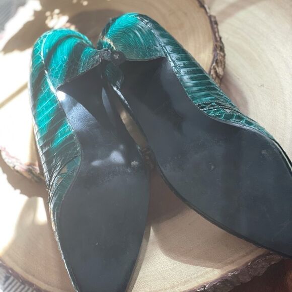 Vintage Valerie Stephens Snakeskin Pumps, SZ 6.5 - Picture 6 of 6